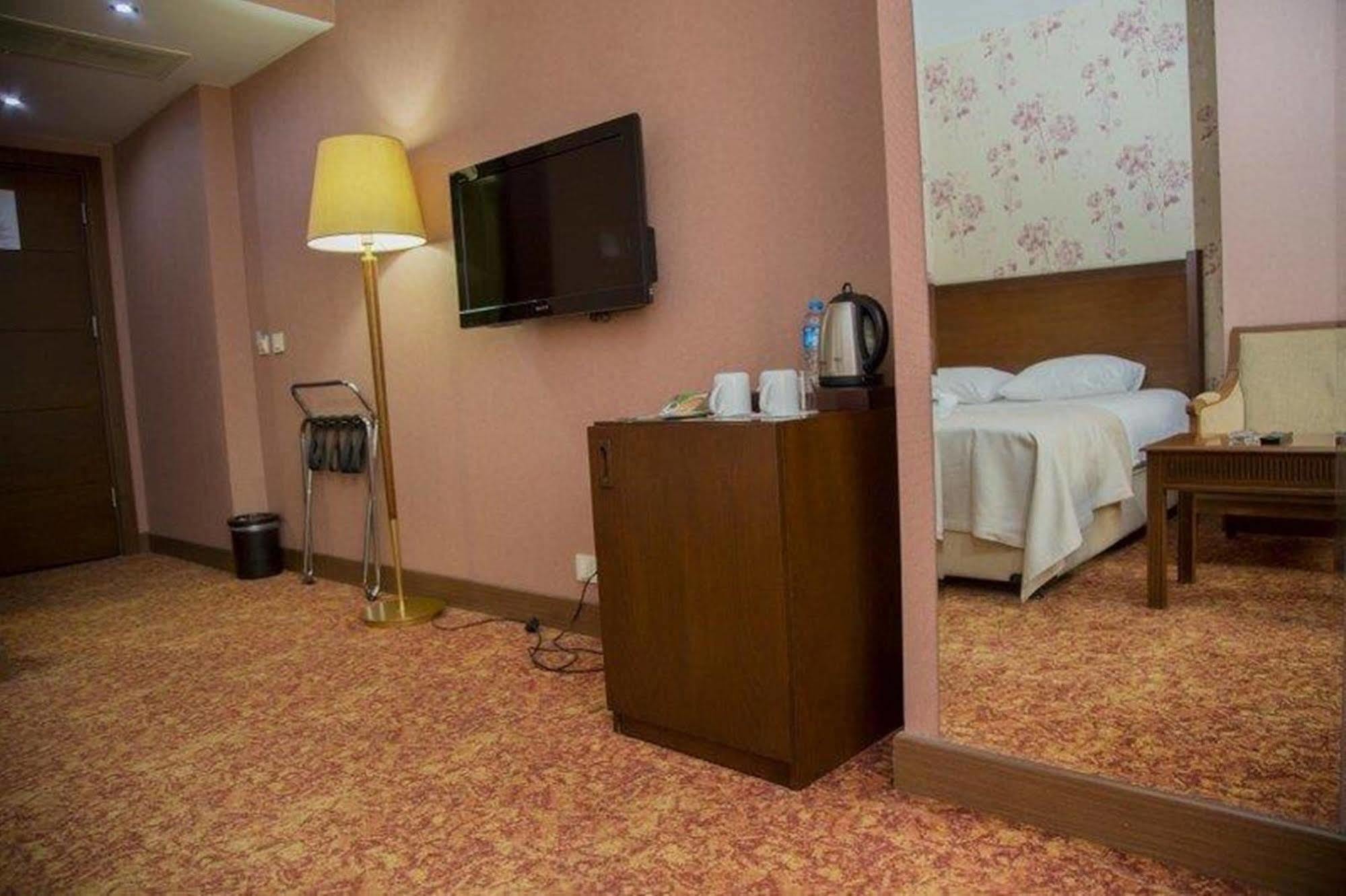 Kelesler Park Hotel Karadeniz Eregli Екстер'єр фото