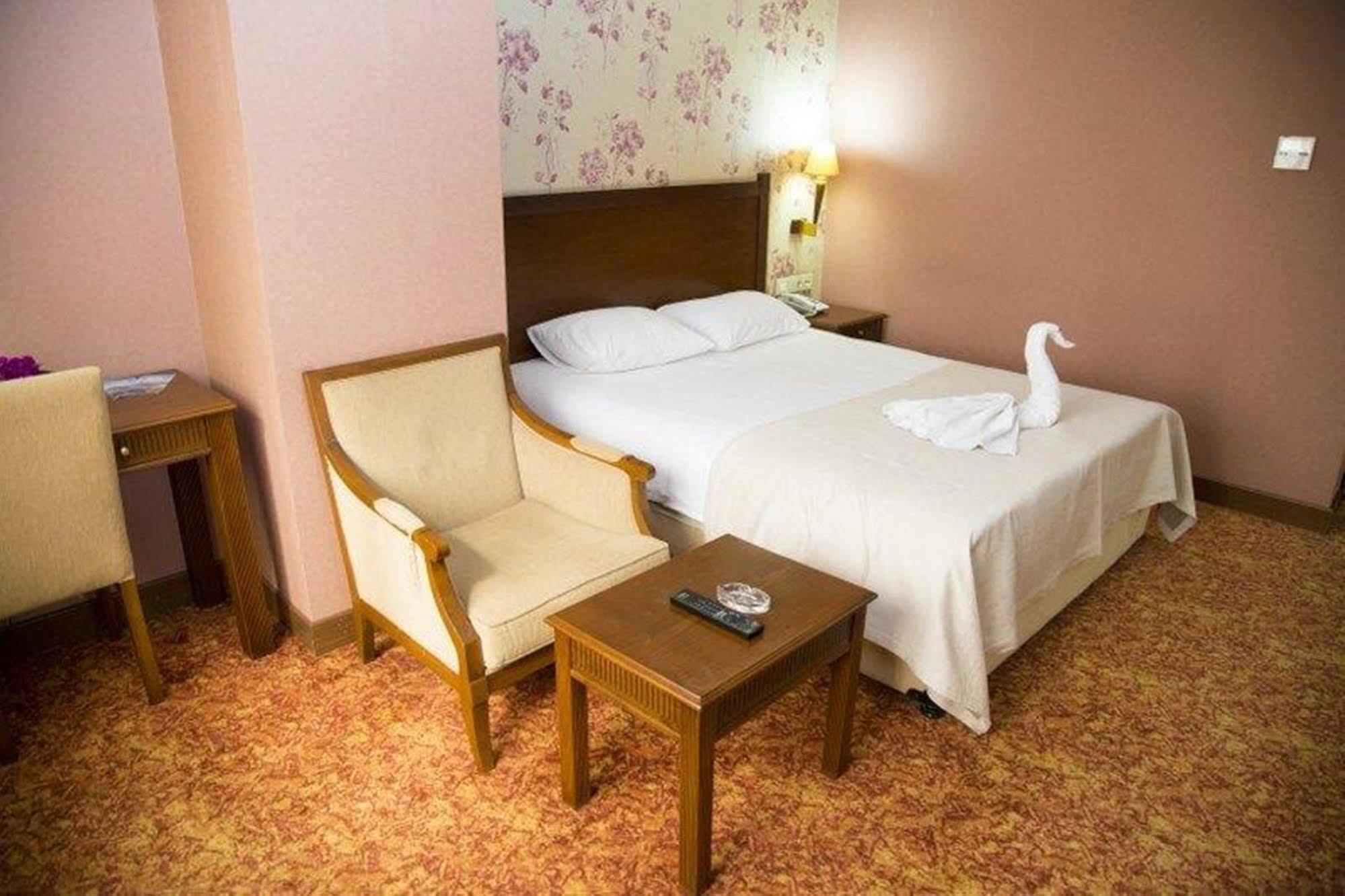 Kelesler Park Hotel Karadeniz Eregli Екстер'єр фото